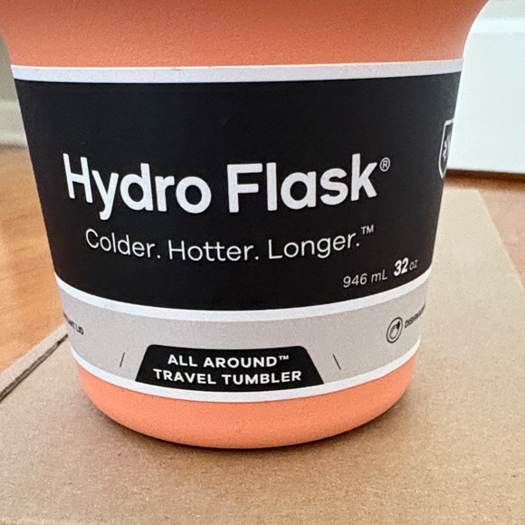 Hydro Flask Coral Tumbler with Handle and Straw - Picture 8 of 8